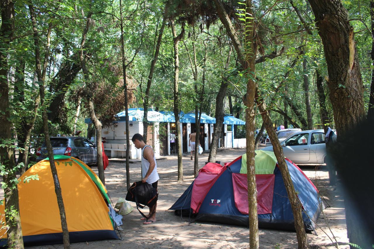 Ramma Camping Hostel Villa Gesell Buitenkant foto